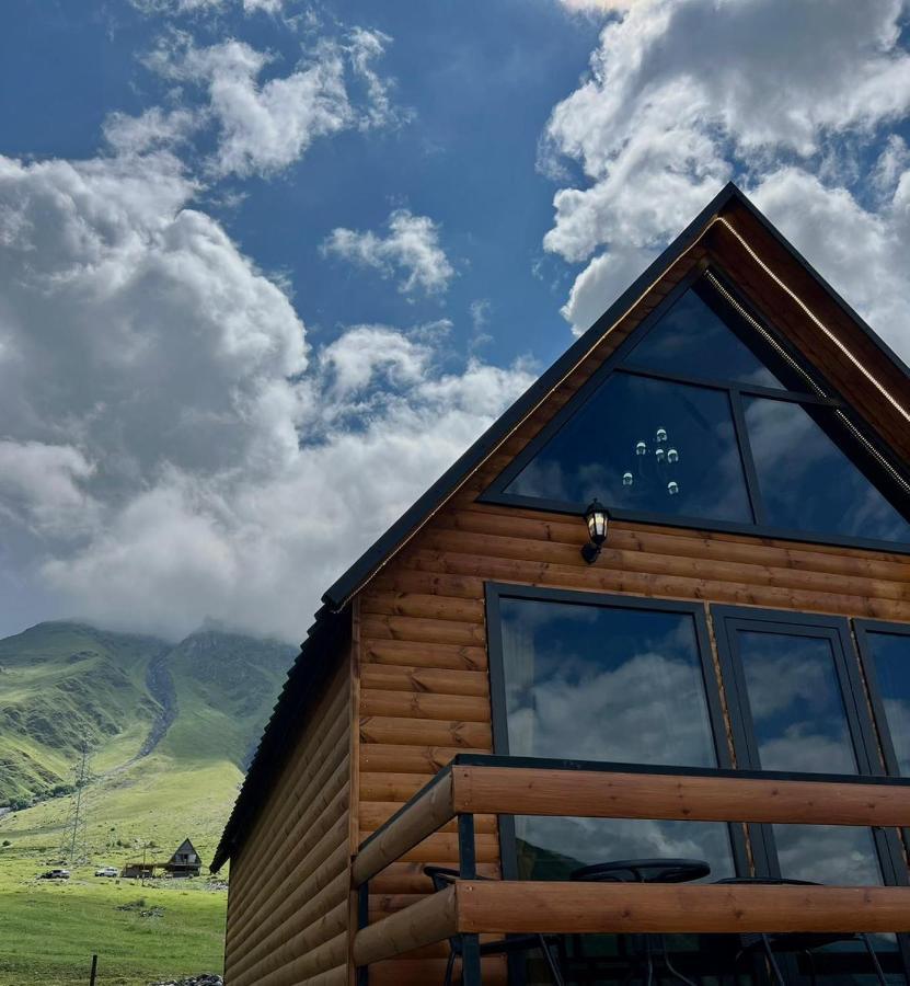 Kazbegi Inn Cottages Luaran gambar