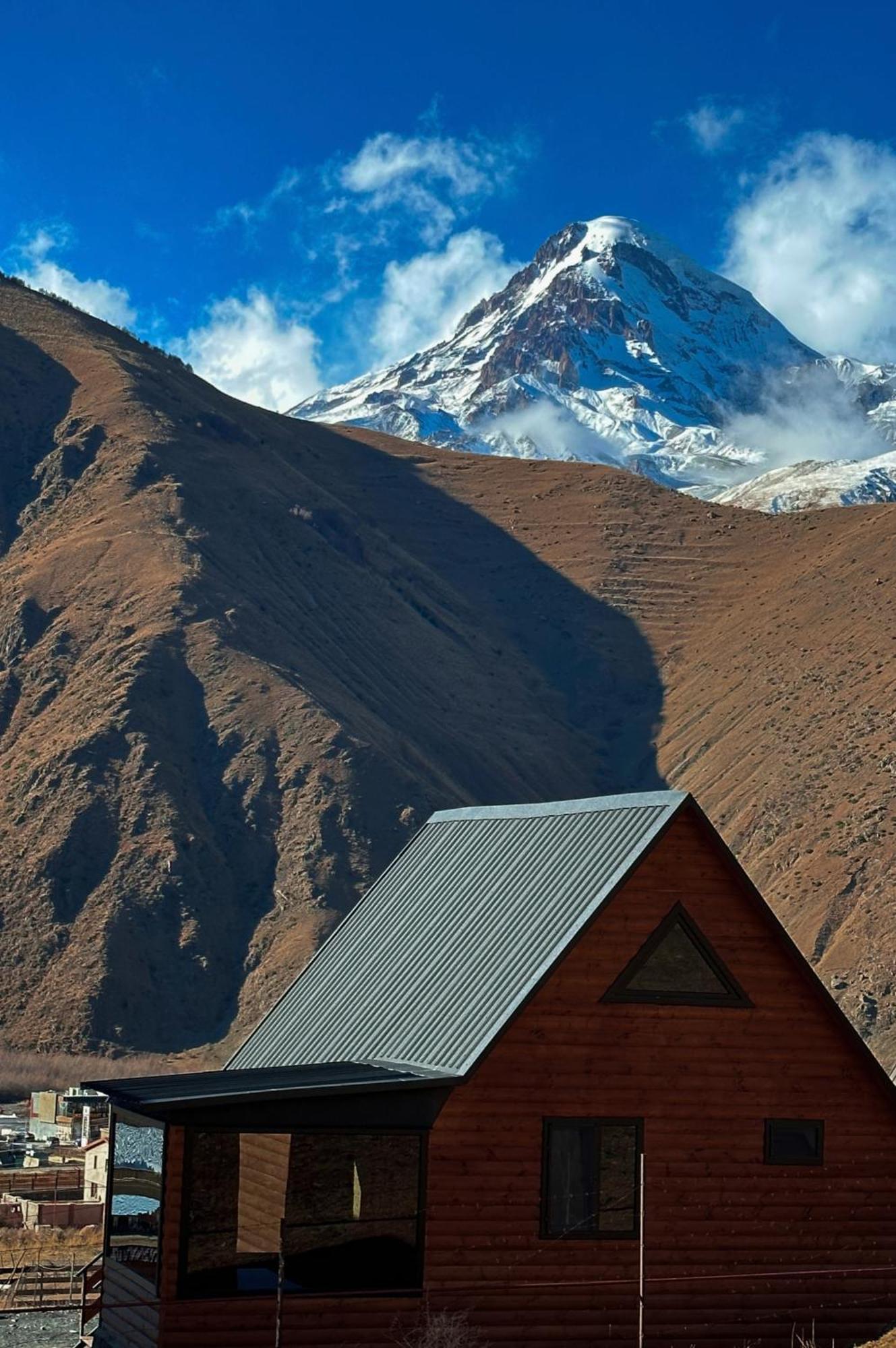 Kazbegi Inn Cottages Luaran gambar