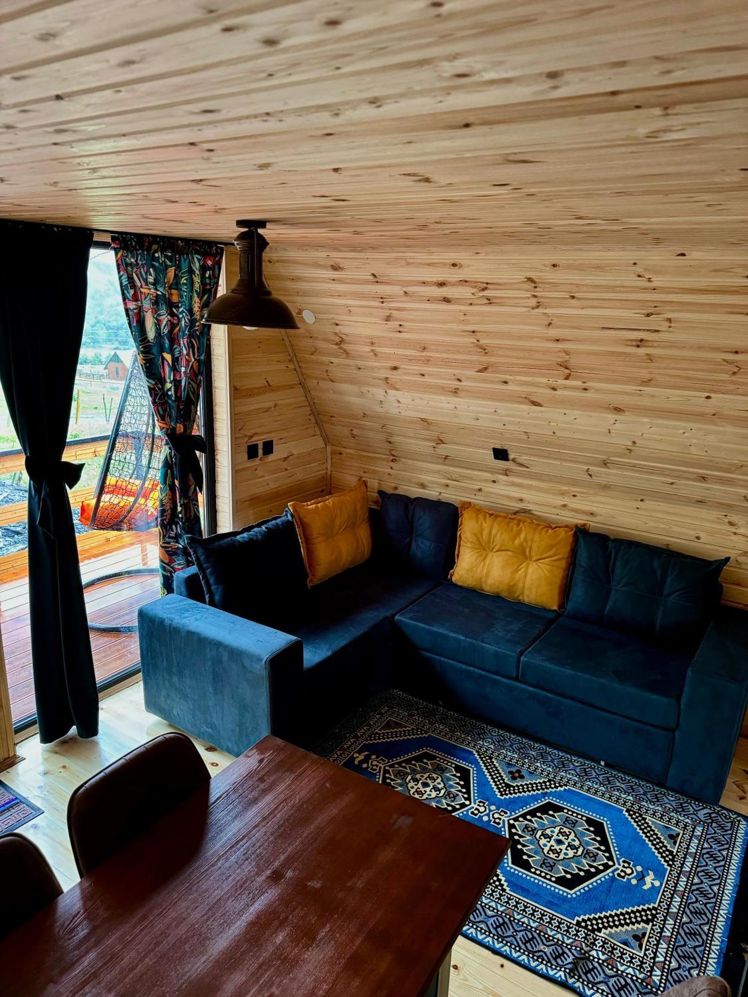 Kazbegi Inn Cottages Luaran gambar