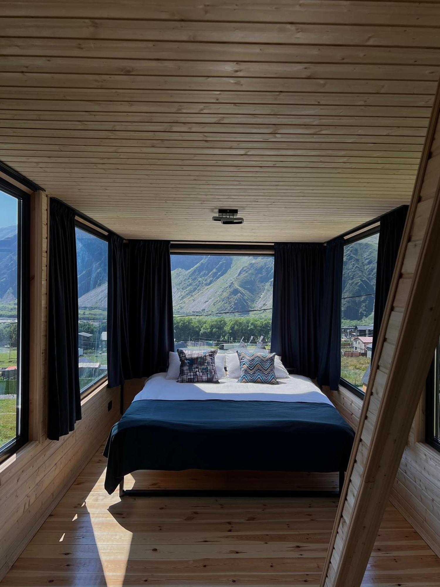 Kazbegi Inn Cottages Luaran gambar