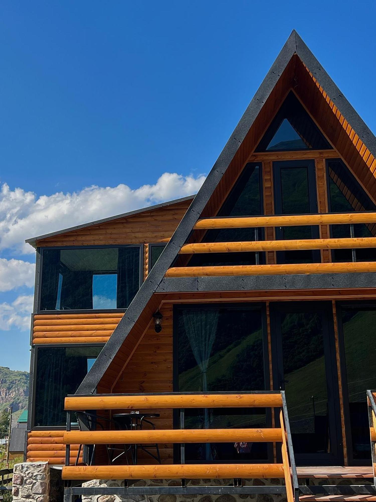 Kazbegi Inn Cottages Luaran gambar