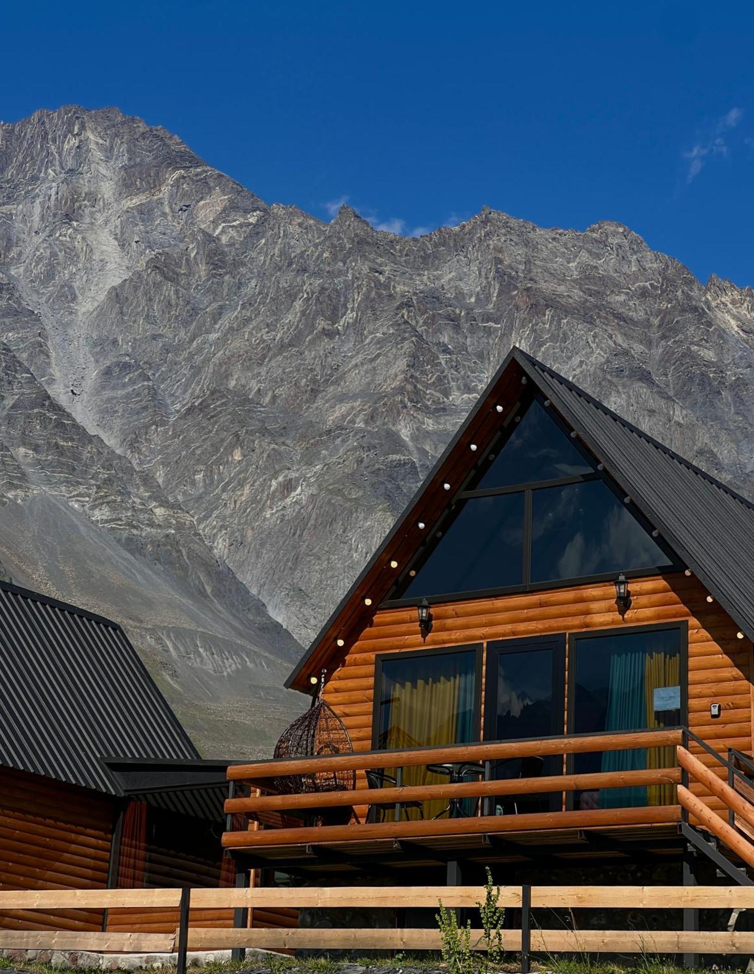 Kazbegi Inn Cottages Luaran gambar